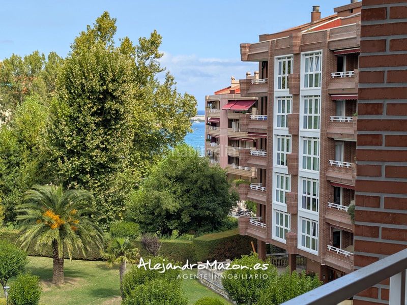 Foto f1b55b5d-3a30-4845-976b-31d3bf507e1d. Pis amb calefacció aparcament piscina a Brazomar Castro - Urdiales