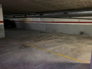Alquiler Parking coche  Calle amadeu vives. Últimas plazas de alquiler para coche