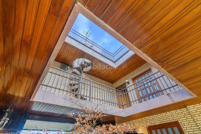 Foto 7892a22e-ce87-43dd-9162-c378dfcdb233. Casa amb calefacció aparcament piscina a bases de Manresa - carretera de santpedor Manresa