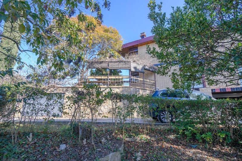 Foto a7c52668-6810-44dd-adb9-9fa8d60e701b. Casa amb calefacció aparcament piscina a bases de Manresa - carretera de santpedor Manresa
