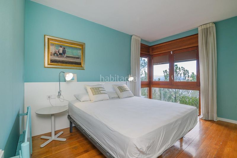 Foto bab94695-2adb-45a2-b045-7e81937691f8. Casa amb calefacció aparcament piscina a bases de Manresa - carretera de santpedor Manresa