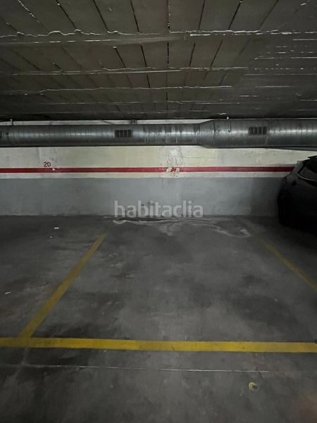 Foto b3260c63-5685-4ddc-a94e-44b02a35fd09. Car parking in calle amadeu vives 2 in bases de Manresa - carretera de santpedor Manresa