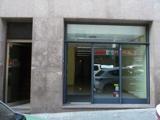 Édifice à Plaça Catalunya. Edificio en venta en manresa