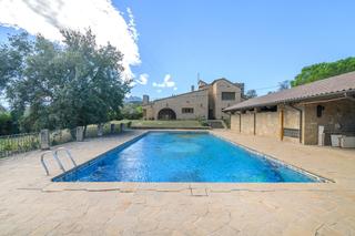 Xalet a Sant Vicen de Castellet. Espectacular villa en sant vicen de castellet