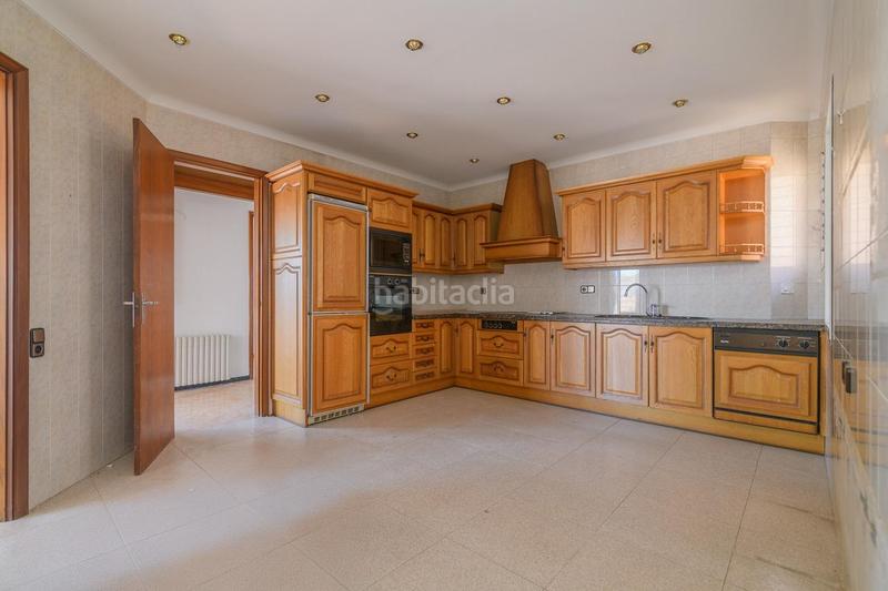 Foto 98072bfe-1411-4617-bb28-6278b0b4e89d. Àtic a Poble Nou Manresa