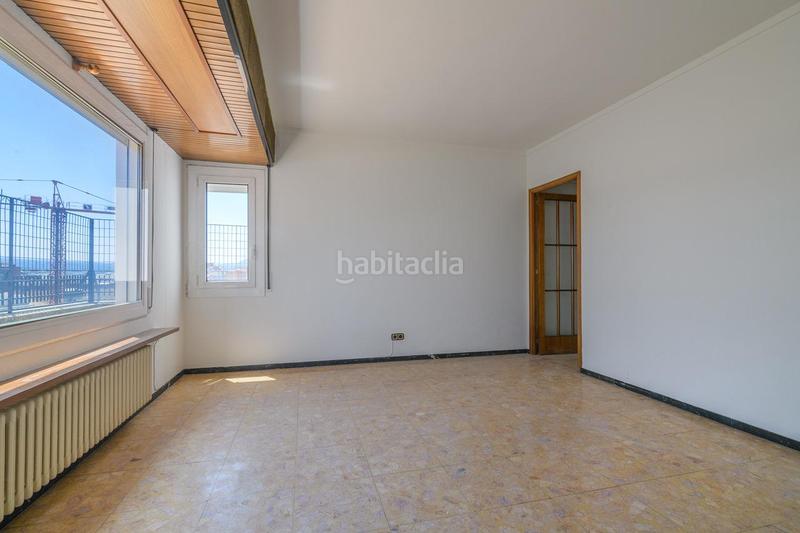 Foto bd409f8b-6799-4caa-97af-09cec0cdc7d1. Àtic a Poble Nou Manresa