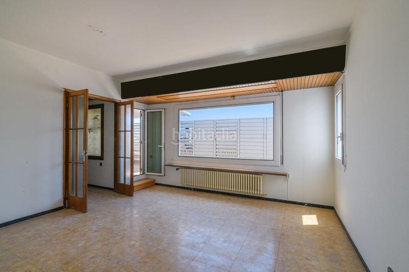 Foto f6196a05-9f18-4072-8444-216bdaa8ae20. Àtic a Poble Nou Manresa