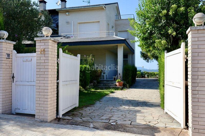 Foto ed23df88-cc9b-444c-8198-13f344deb970. Chalet mit heizung parking in Sant Fruitós de Bages