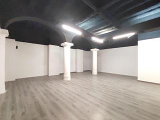 Local commercial  Carretera del carme. Local comercial en el centro de manresa