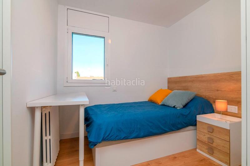 Foto c52d20fe-9564-4eee-8ace-0c8b85234150. Appartamento con parcheggio in Font dels Capellans - Sagrada Familia Manresa