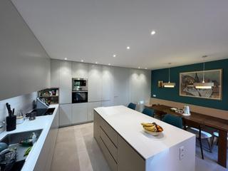 Maison jumelée  Carrer sant joan bautista salle. Casa adosada de 4 habitaciones y garaje doble en zona céntrica d