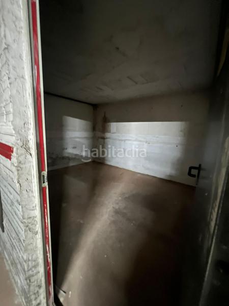 Foto e210527d-4b34-47d0-8a97-967ce1b27422. Aparcament cotxe a bases de Manresa - carretera de santpedor Manresa