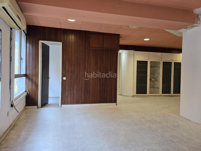 Foto 987fdb40-5b3d-4e33-97df-c9c9ebb5c50c. Office space with heating in Centre - Passeig i Rodalies Manresa