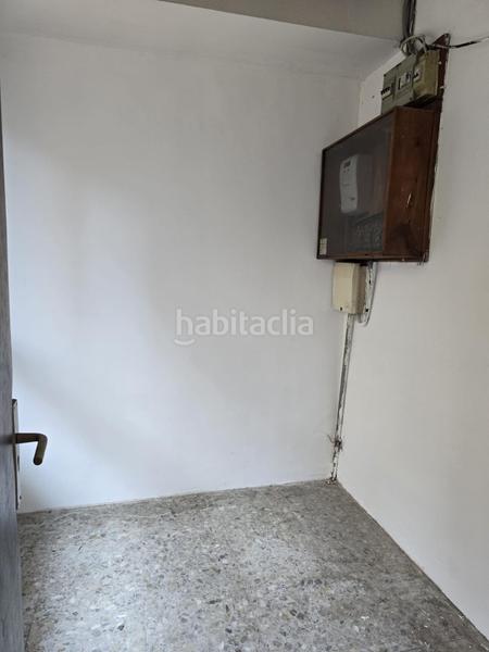 Foto ea841bdc-3cc0-43ff-b98f-68d515805117. Office space with heating in Centre - Passeig i Rodalies Manresa