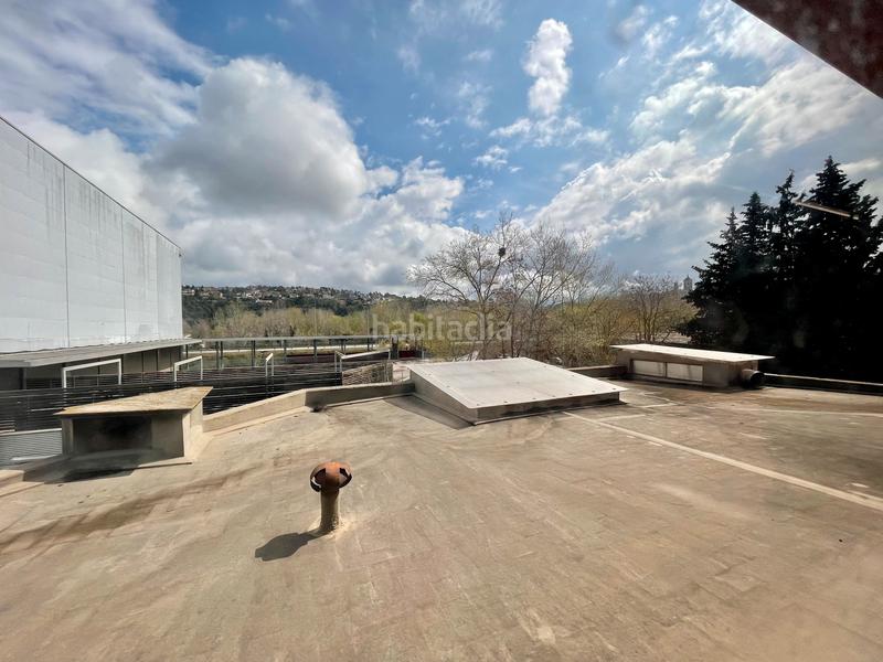 Foto ddd612e3-f890-414f-9e2b-fbe0acbeffcb. Local comercial local con muchas posibilidades en Girona
