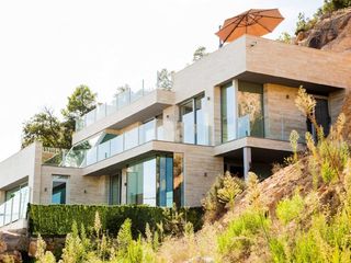 Casa en Serra Brava. Con espectaculares vistas y estado de conservación excelente