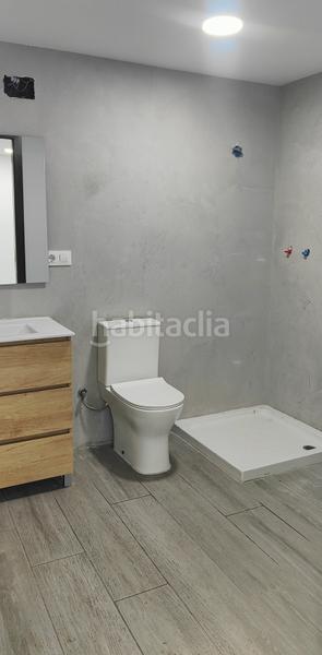 Foto 46168e34-b3ea-4641-bb65-a59e2f7fc254. Local commercial dans carrer ramon muntaner 4 dans Sant Narcis Girona