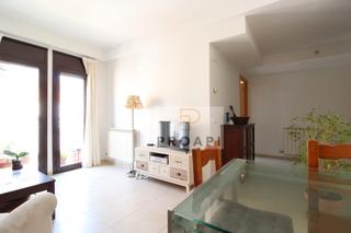 Zweistöckige Wohnung in Eixample Sud-Migdia
