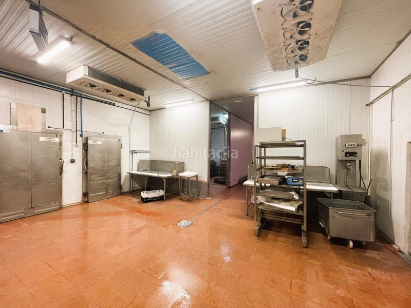 Foto eeb2d587-5998-4573-b989-8cbf21f12618. Nave industrial en Mas Xirgu Girona