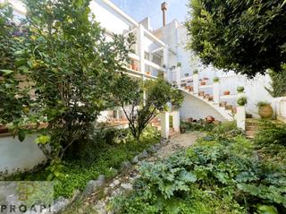 Maison jumelée à Centre. Amb jardí i ubicació excel·lent