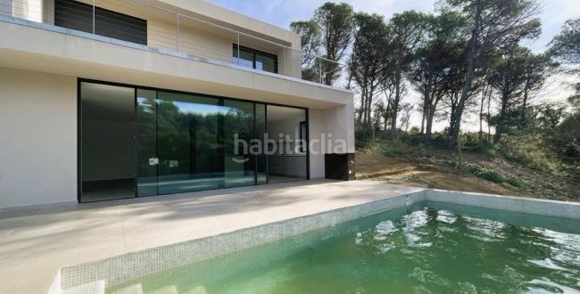 Foto 1b750dac-cb10-4f49-b5ab-2b2bb19a9470. Casa amb calefacció aparcament piscina a Begur Begur