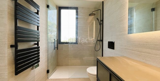 Foto 80d0f840-79ec-40d5-8192-54bd4e6936f1. Casa amb calefacció aparcament piscina a Begur Begur