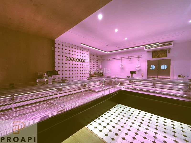 Foto 466d4144-a6f8-4f5e-86c3-fb886e76427a. Local comercial a Eixample Sud-Migdia Girona
