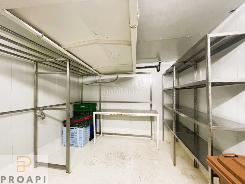 Foto 5f4515b3-e41b-4a92-b42b-e840b6eced5b. Local comercial a Eixample Sud-Migdia Girona