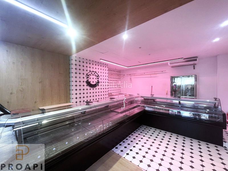 Foto e5719127-f229-48ed-be94-f7892dd7d93b. Local comercial a Eixample Sud-Migdia Girona