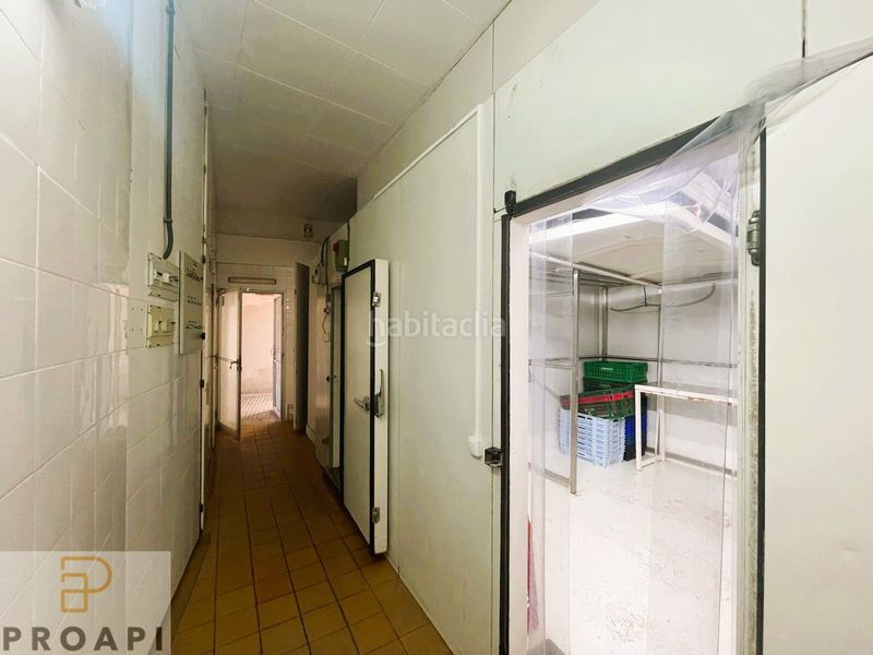 Foto f1220562-85f1-4b97-a233-877260684311. Local comercial a Eixample Sud-Migdia Girona