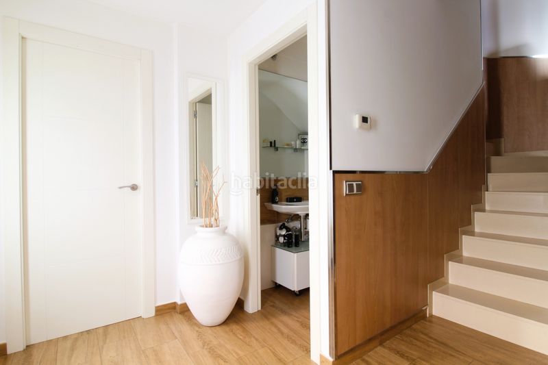 Foto 5f118312-4ef7-400f-8882-a8ae63b9915e. Casa amb aparcament a Vilablareix