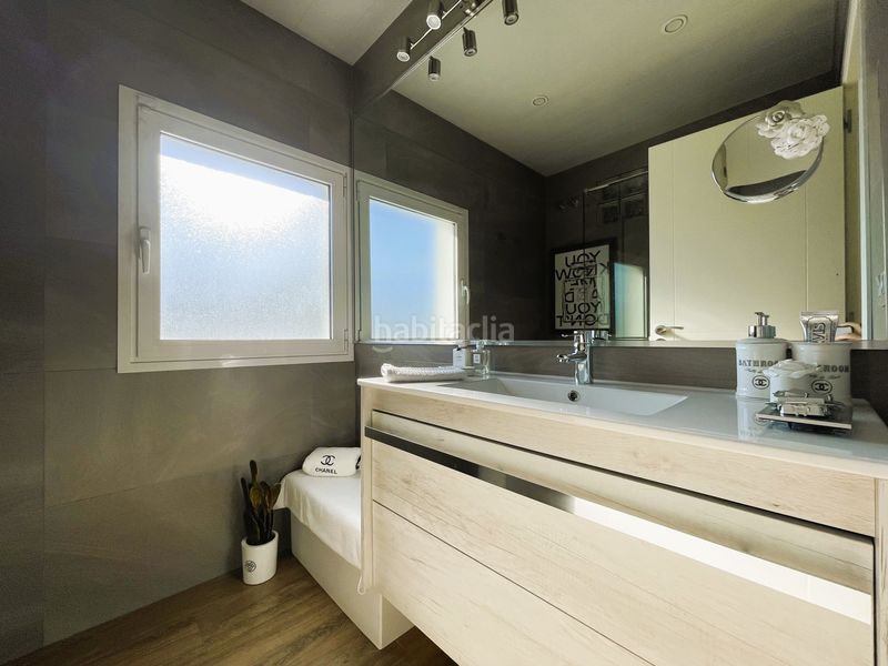 Foto 9a0d67cc-b202-47ea-a576-f1ddc2ed3fa7. Casa amb aparcament a Vilablareix