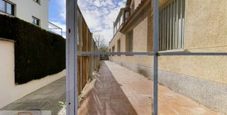 Gesch�ftsraum in Taial� - Germans Sabat. Local di�fano fontajau