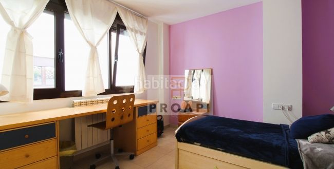 Foto cbb797be-ec87-4d3a-a538-a8ed7c77595e. Pis a Palau Girona