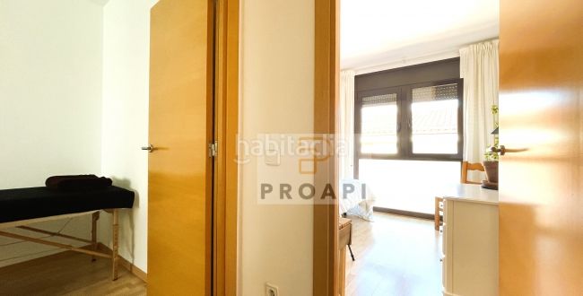 Foto cc35ed7a-14be-4cfd-b763-43a0663f8ab5. Pis a Palau Girona