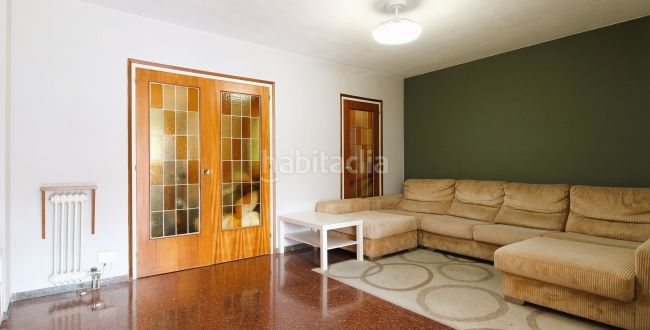 Foto 8c3f0d3b-5884-4aac-a6b5-24851057d8e8. Pis amb aparcament a Sant Narcis Girona
