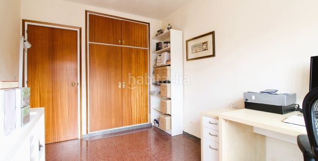 Foto a8094794-1f96-47c2-81e7-e599cfd448f3. Pis amb aparcament a Sant Narcis Girona