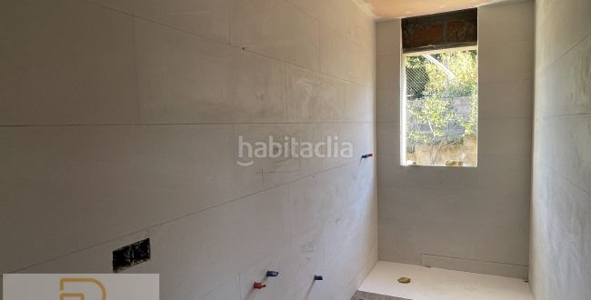 Foto ea6bbf1b-4390-401e-b389-6b9d24ba9d2e. Casa amb calefacció aparcament piscina a Sils