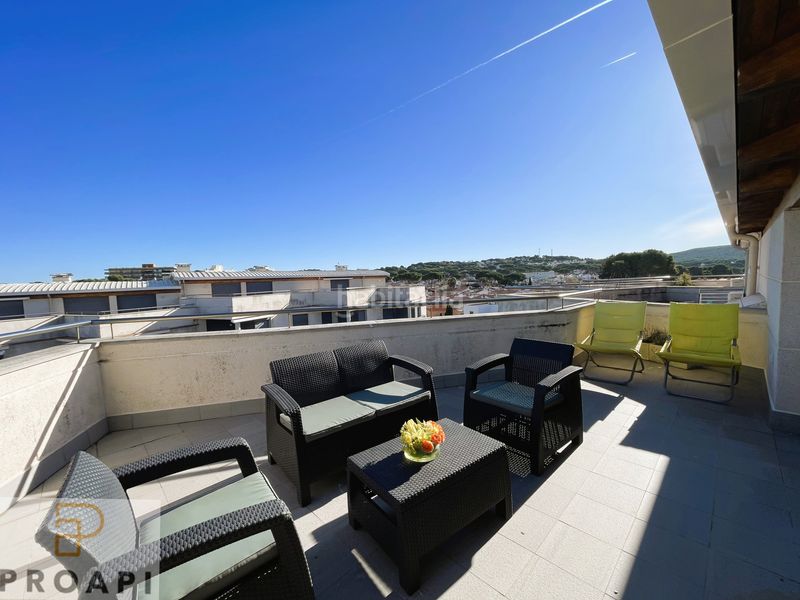 Foto 2633c4bc-5c88-4f8e-876e-543ca6464a2d. Pis amb aparcament piscina a Empúries Escala (L´)