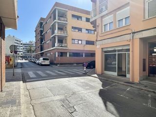 Rent Business premise in Eixample Sud-Migdia. Local terri 26  girona   550  prl105