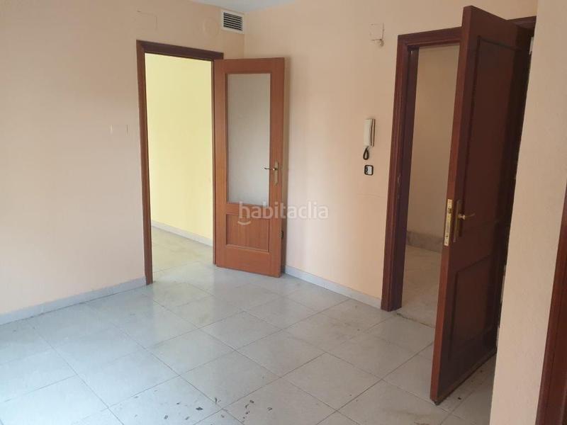 Foto 22d6a0e5-1285-43bb-b5ca-70a375c94808. Rent office space in plaza andalucía 6 in Santiago Huesca