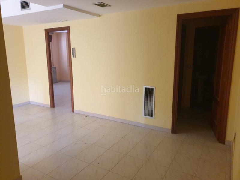 Foto 52776b57-6b37-4d92-8fe6-9e82353fa1fc. Rent office space in plaza andalucía 6 in Santiago Huesca