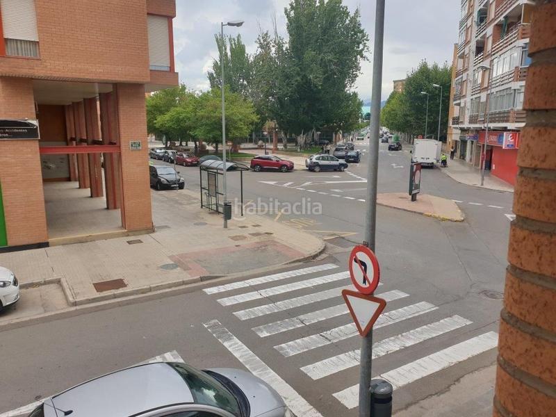Foto b6929389-98f8-4355-b312-ae088834a5da. Alquiler oficina en plaza andalucía 6 en Santiago Huesca