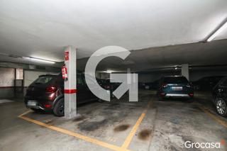 Parking coche  Cl puig castellar. Parking en el corazón del barrio