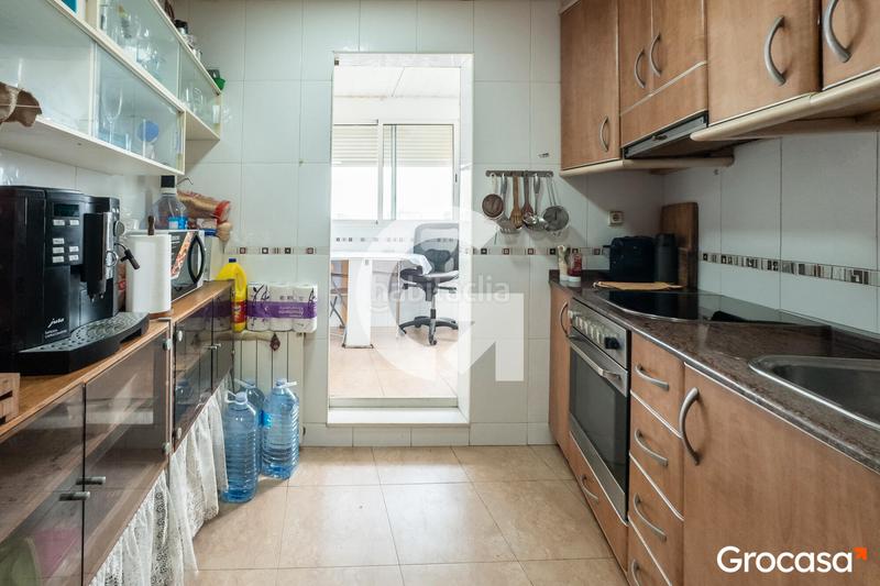 Foto 4d08abb2-b91e-47b8-b0cb-540b7f839c97. Dachwohnung mit heizung in Pubilla Cases Hospitalet de Llobregat (L´)