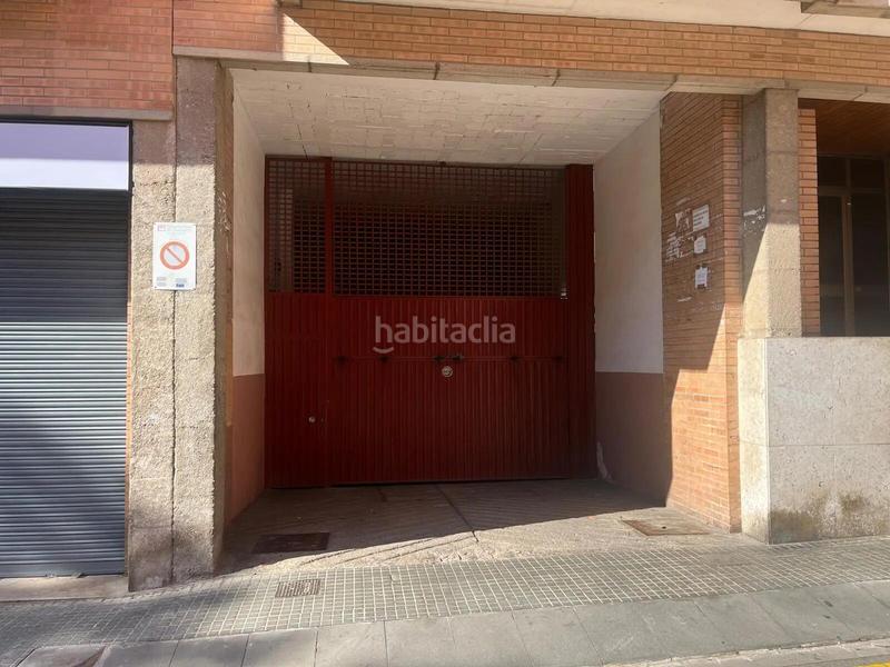 Foto 67921eff-a46d-42fd-99e7-c55ca7a28e4a. Parking voiture dans Centre Cornellà de Llobregat