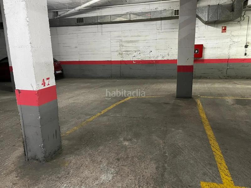 Foto b86a17f0-b910-420d-bbae-211abc56a2f8. Parking voiture dans Centre Cornellà de Llobregat