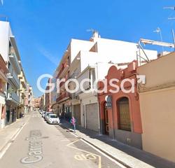 Casa  Cl pizarro. Edificio  casa mataró centro