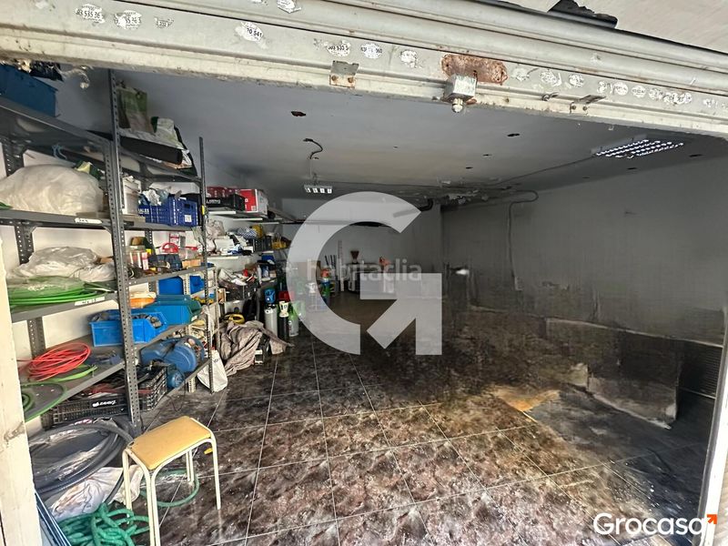 Foto 57ae5dc8-7980-4541-ae0f-395389439183. Local comercial a El Pedró Cornellà de Llobregat