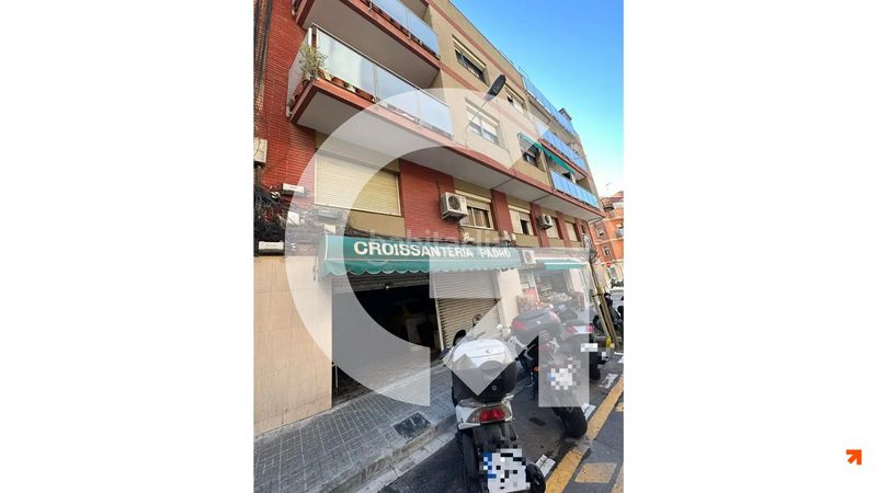 Foto cf6fa289-8747-476c-81d0-e8bd4a6e3eff. Local comercial a El Pedró Cornellà de Llobregat